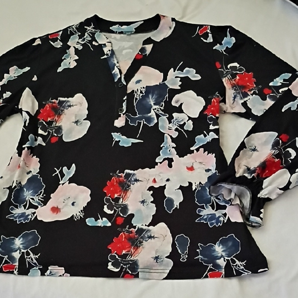 Floral Black Long Sleeve Blouse